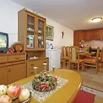 4 Bedroom Pet Friendly In Casa de Férias