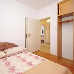4 Bedroom Pet Friendly In Podaca