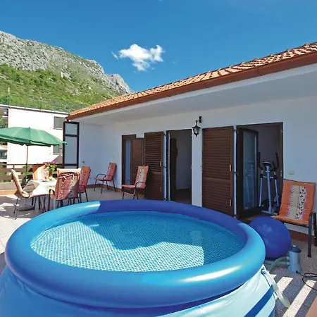 4 Bedroom Pet Friendly In * Podaca