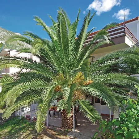 4 Bedroom Pet Friendly In Semesterbostad
